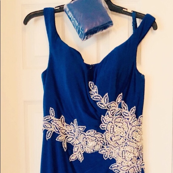 Dress for many occasions - Picture 2 of 5